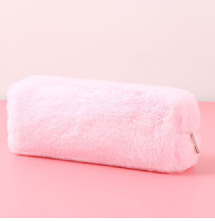 Ali so torbe za pisala z zadrgo boljše od odprtih peresnikov